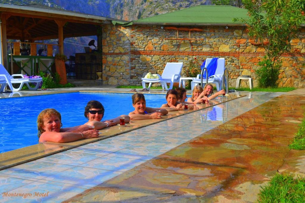 Montenegro Motel Faralya Buitenkant foto